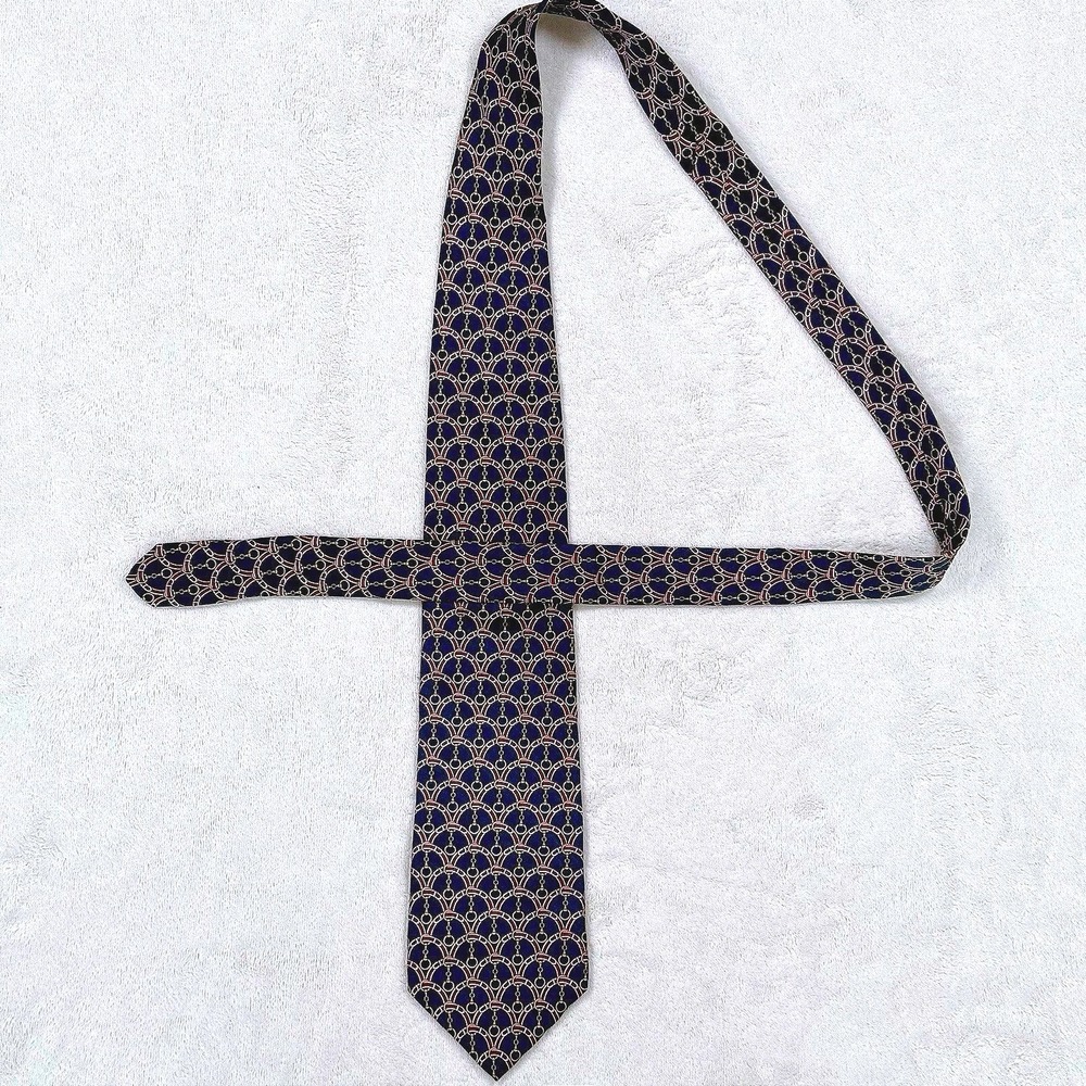 Tom James Silk Necktie Navy Red Gold Equestrian Horse Bit USA Designer Tie - Picture 3 of 12